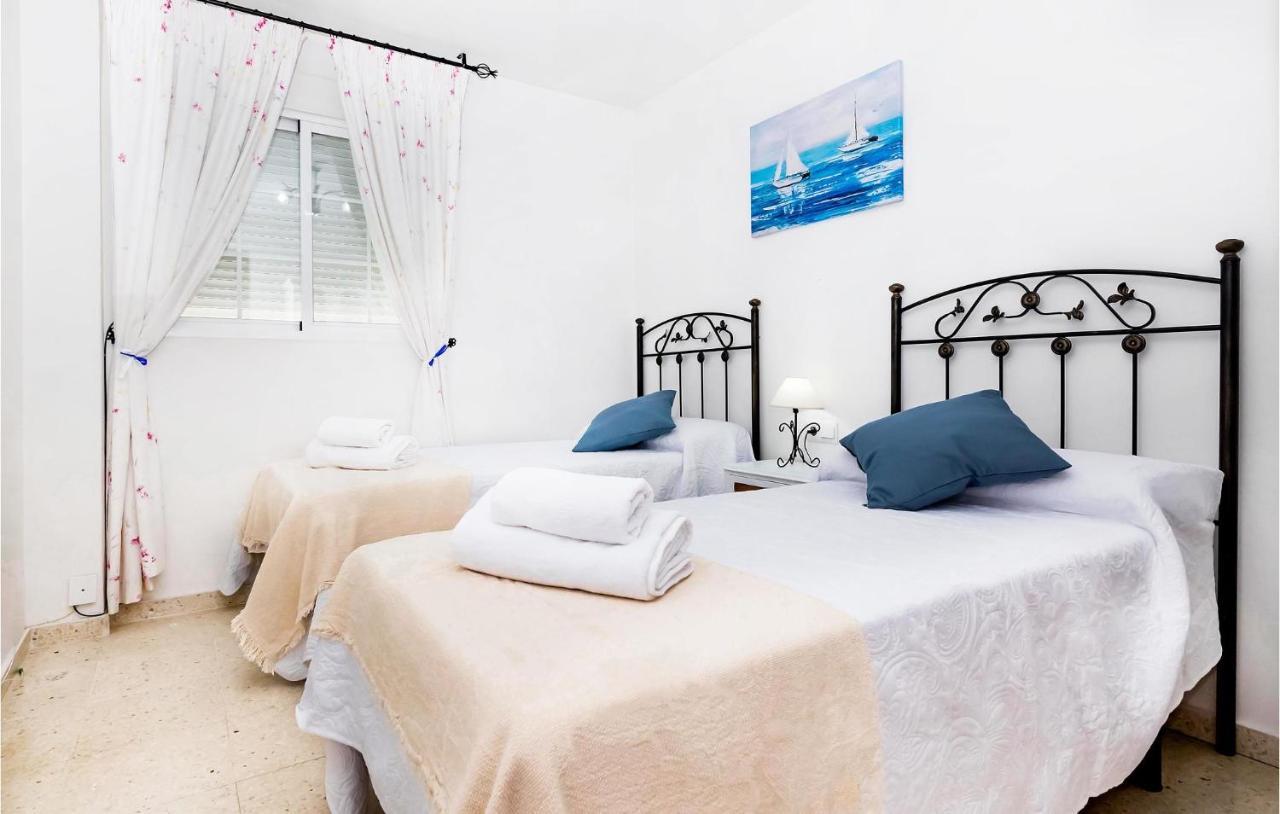 Nice Apartment In Rincon De La Victoria With 3 Bedrooms And Wifi Екстер'єр фото
